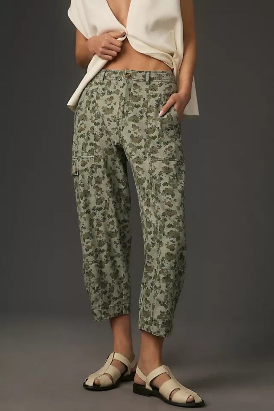 Anthropologie Women's Size 25 Camouflage The Camden Utility Barrel Trousers